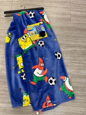 SpongeBob Squarepants Blue Soccer Plush Throw with Patrick